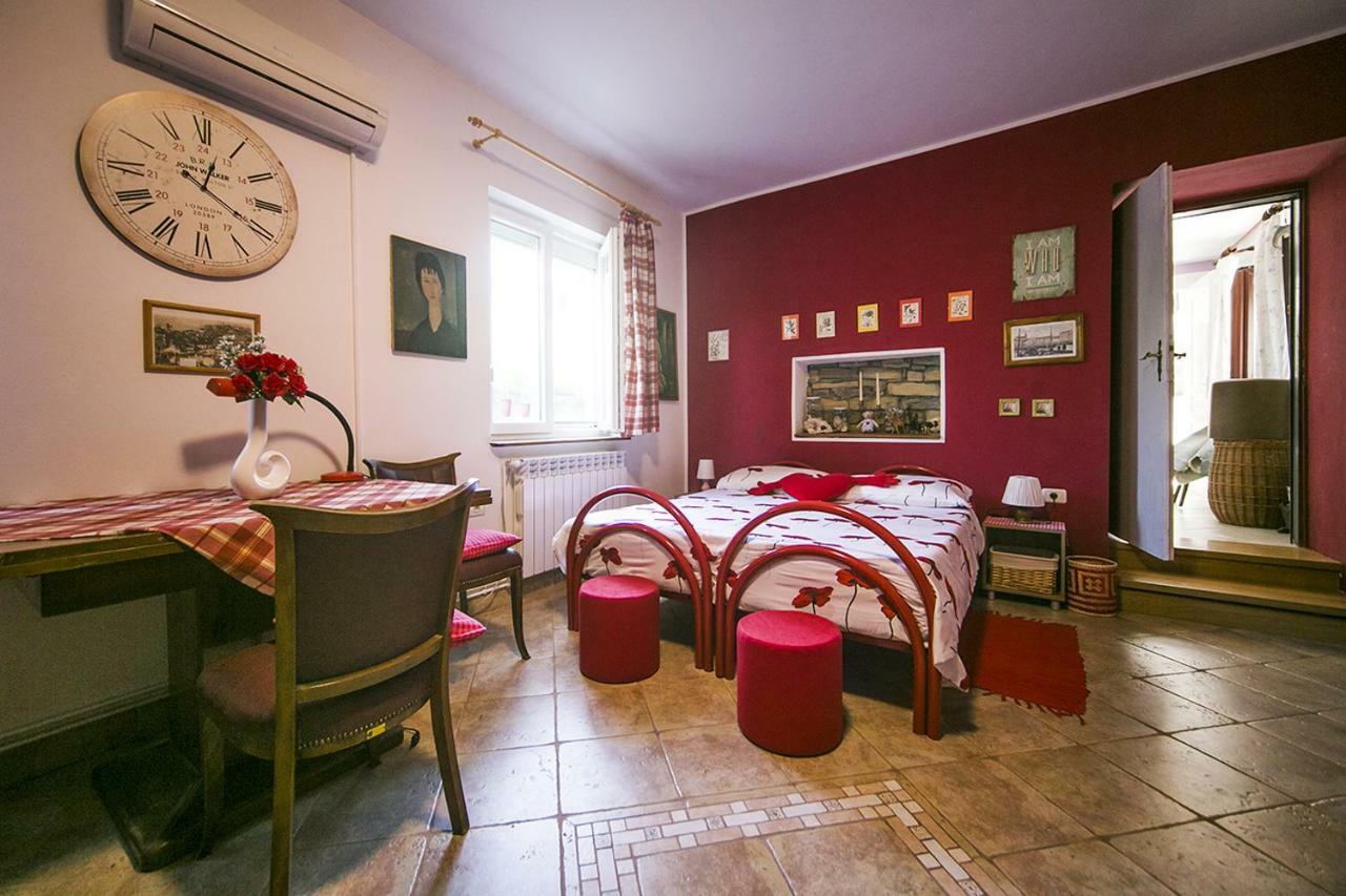 Cozy Istrian House Guest House Izola Eksteriør bilde